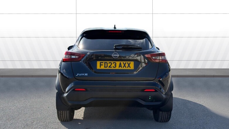 Nissan Juke 1.0 DiG-T 114 N-Connecta 5dr DCT Petrol Hatchback